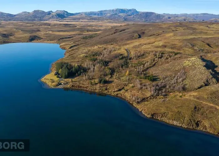 Lakeside Cabin In Thingvellir #2